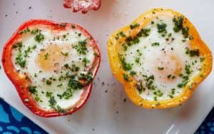 Baked eggs in peppers