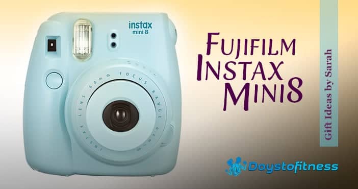 Instant Photo Camera Makes a Great Gift