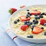 Slow cooker old-fashioned porridge with fruit