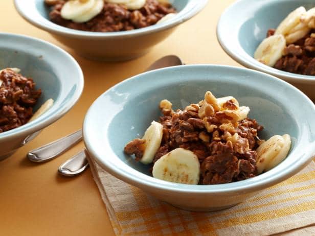 Hot Chocolate Banana-Nut Oatmeal