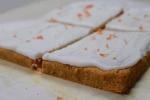 Raw Vegan Carrot Cake 5 Ingredients side 2