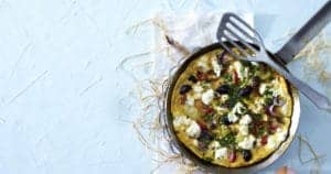 Greek Salad Omelette - 6 Ingredients