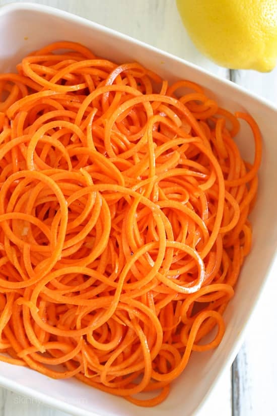 Spiralized raw carrot salad with lemon and Dijon – four servings